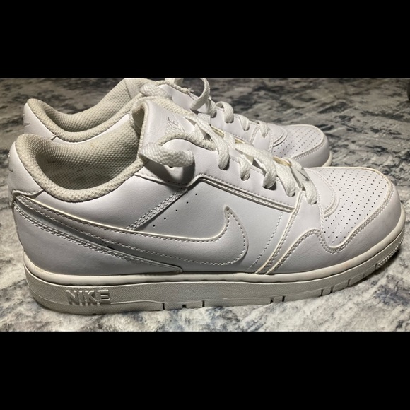 Nike Air Force 1 Low Casual Sneakers - Picture 3 of 9